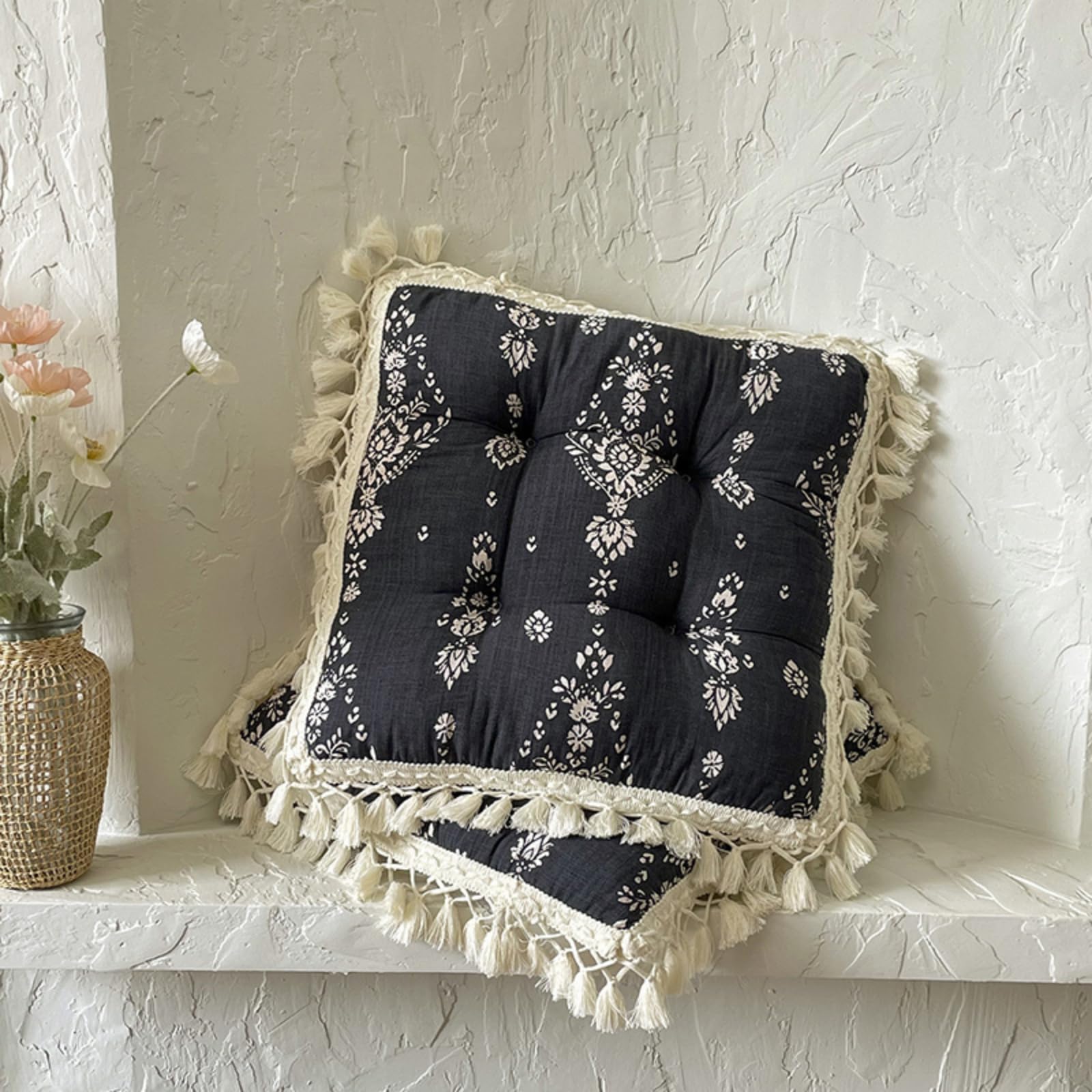 Set of 2 Floral Printed Chair Pads with Tassels Cotton Linen Square Chair Cushions 17x17x3 Inch Seat Cushion for Living Room Kitchen and Officewooden Chair (Green,17"x17")