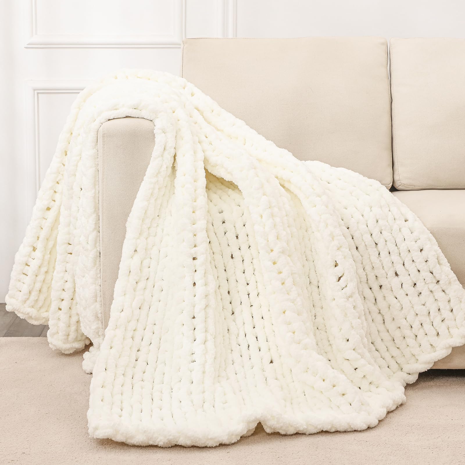 Bigacogo Chunky Knit Throw Blanket for Couch, 40x60 inches, 100% Hand Knitted with Thick Jumbo Chenille Yarn, Cozy Soft Large Rope Knot Cable Crochet Blankets for Sofa Bed Living Room, Beige