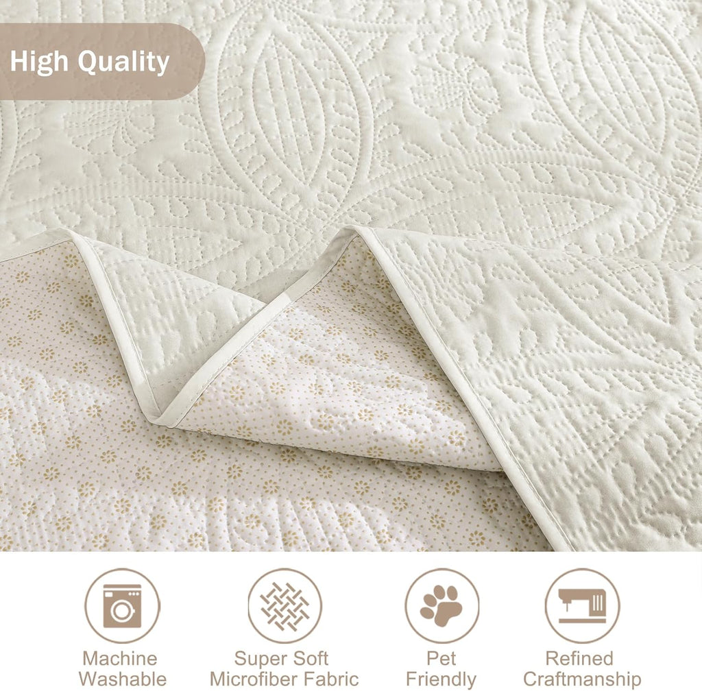 Quilted Sofa Slipcovers with Pockets, Anti-Slip Medallion Designed Couch Covers for 3 Cushion Sofa, Couch Cover for Dogs Cats Water-Repellent Machine Washable (Large Sofa 68", Ivory White)