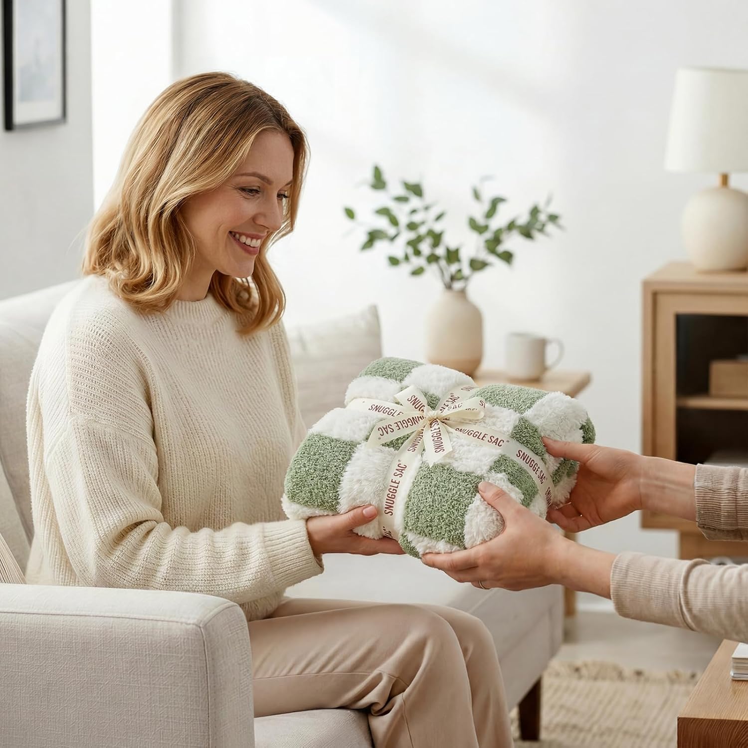 Snuggle Sac Sage Green Checkered Throw Blanket Faux Fur Knitted with Microfiber Yarn, Cozy Soft Warm Spring Blankets for Couch,Sofa,Bedroom,Sage Green Checker,50x60 inches