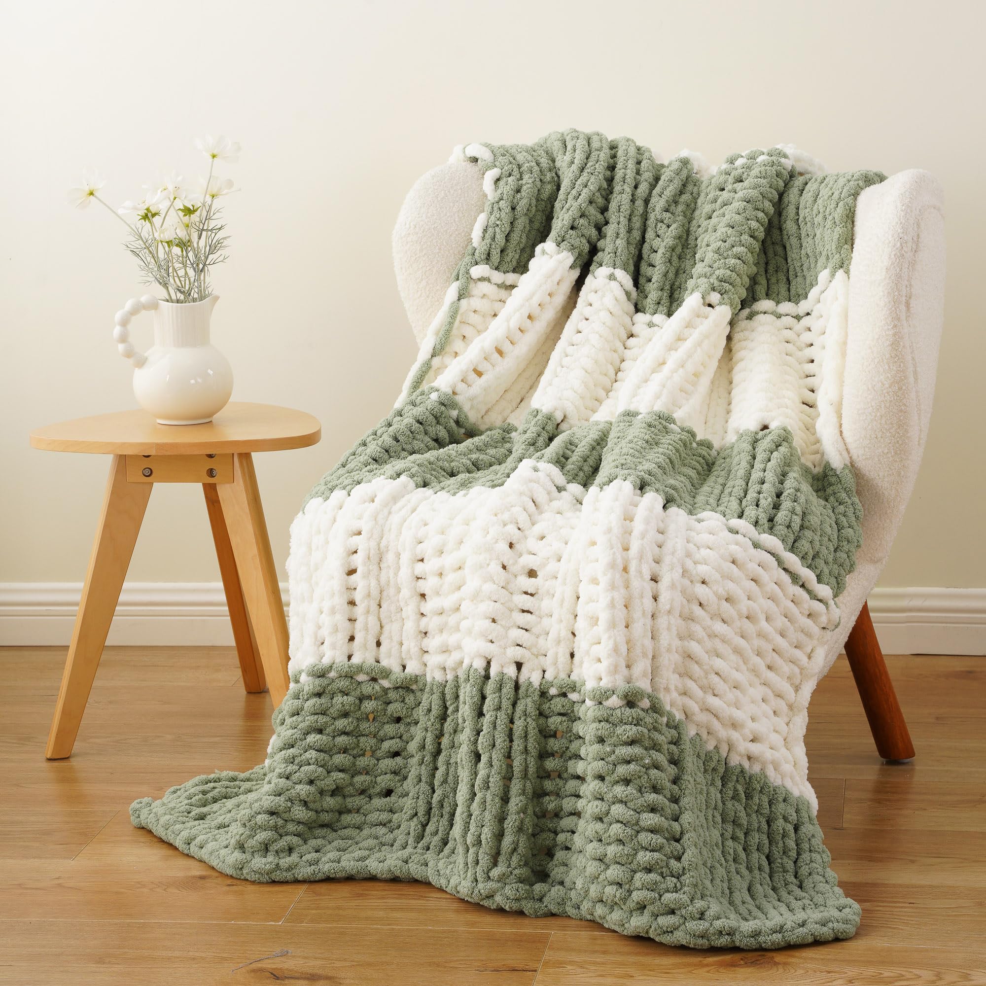 Battilo Brown Chunky Knit Throw Blanket, Soft and Thick Chenille Throw Blanket, 50"x60" Handmade Cable Knit Crochet Blanket, Knot Throw Blankets for Couch Sofa Bed Home Decor (Brown, 50"x60")