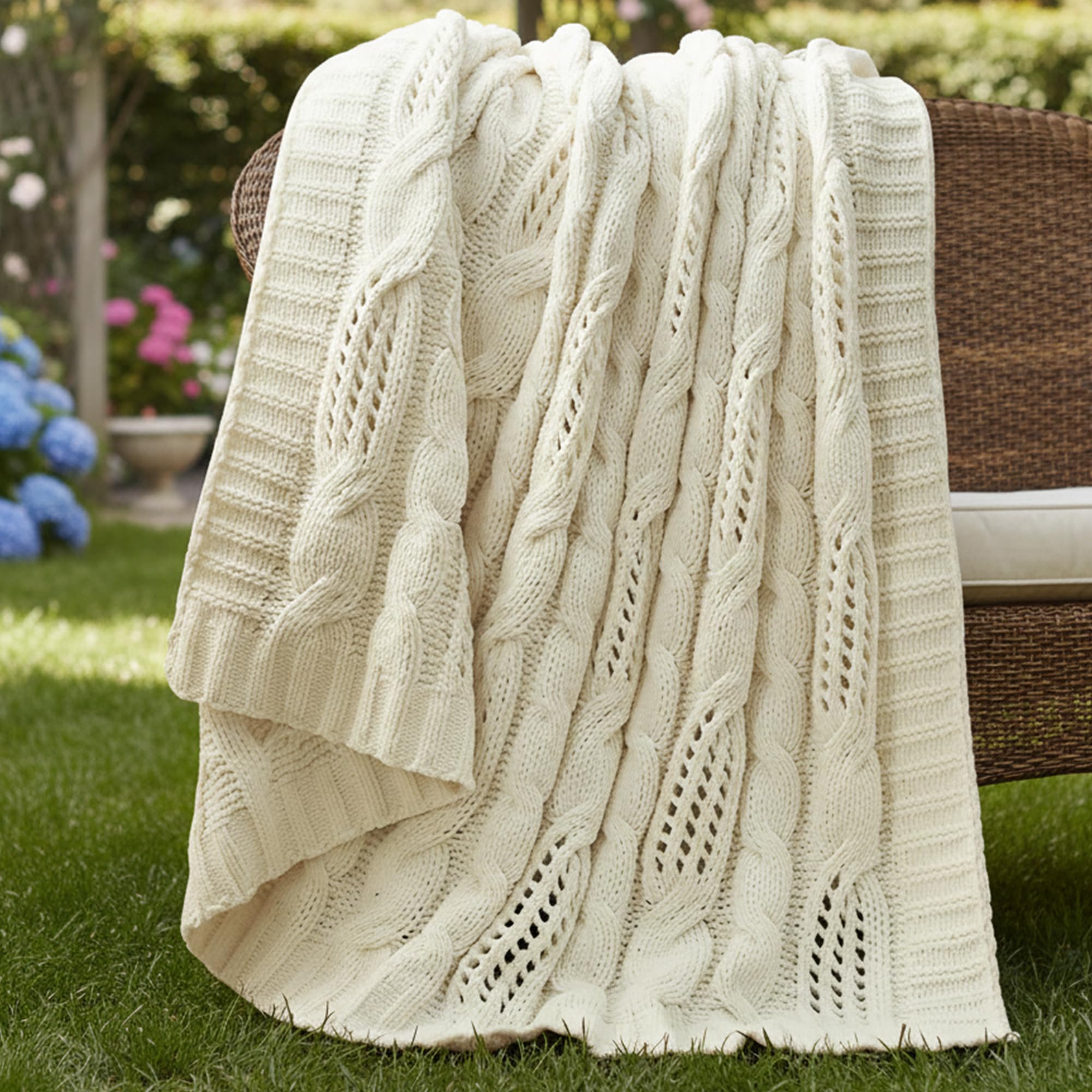 Amélie Home Chunky Knit Throw Blanket, Dual-Sided Soft Chenille Breathable Cable Knitted Blanket for Couch, Farmhouse Decorative Throw for Sofa & Chair, 50"x60", Sage Green