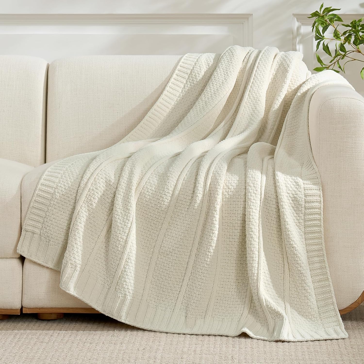 Amélie Home Premium Chenille Throw Blanket, Soft Cozy Moss Stitch Knit Blanket for Couch, Sofa, Chair, Home Decor, Cream White 50"x60"