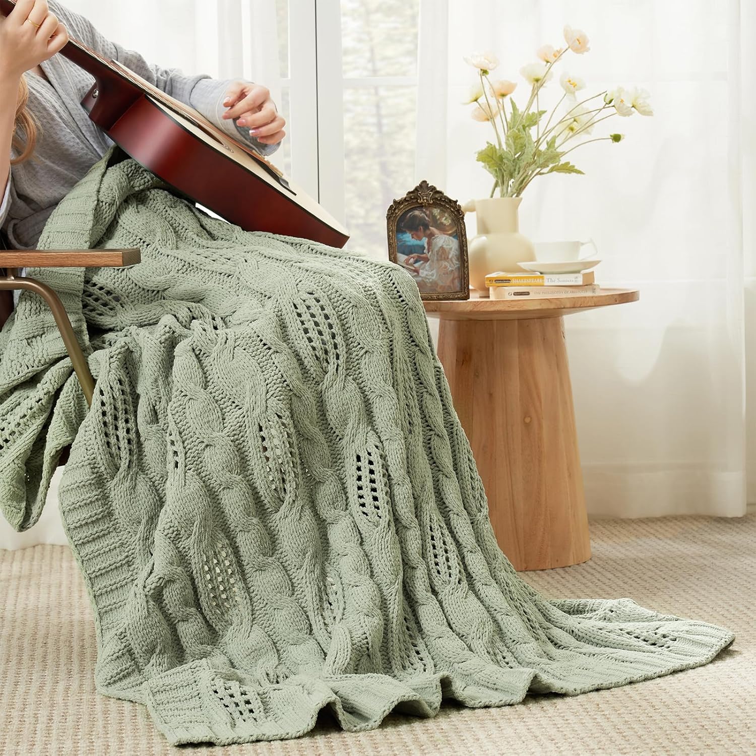 Amélie Home Chunky Knit Throw Blanket, Dual-Sided Soft Chenille Breathable Cable Knitted Blanket for Couch, Farmhouse Decorative Throw for Sofa & Chair, 50"x60", Sage Green