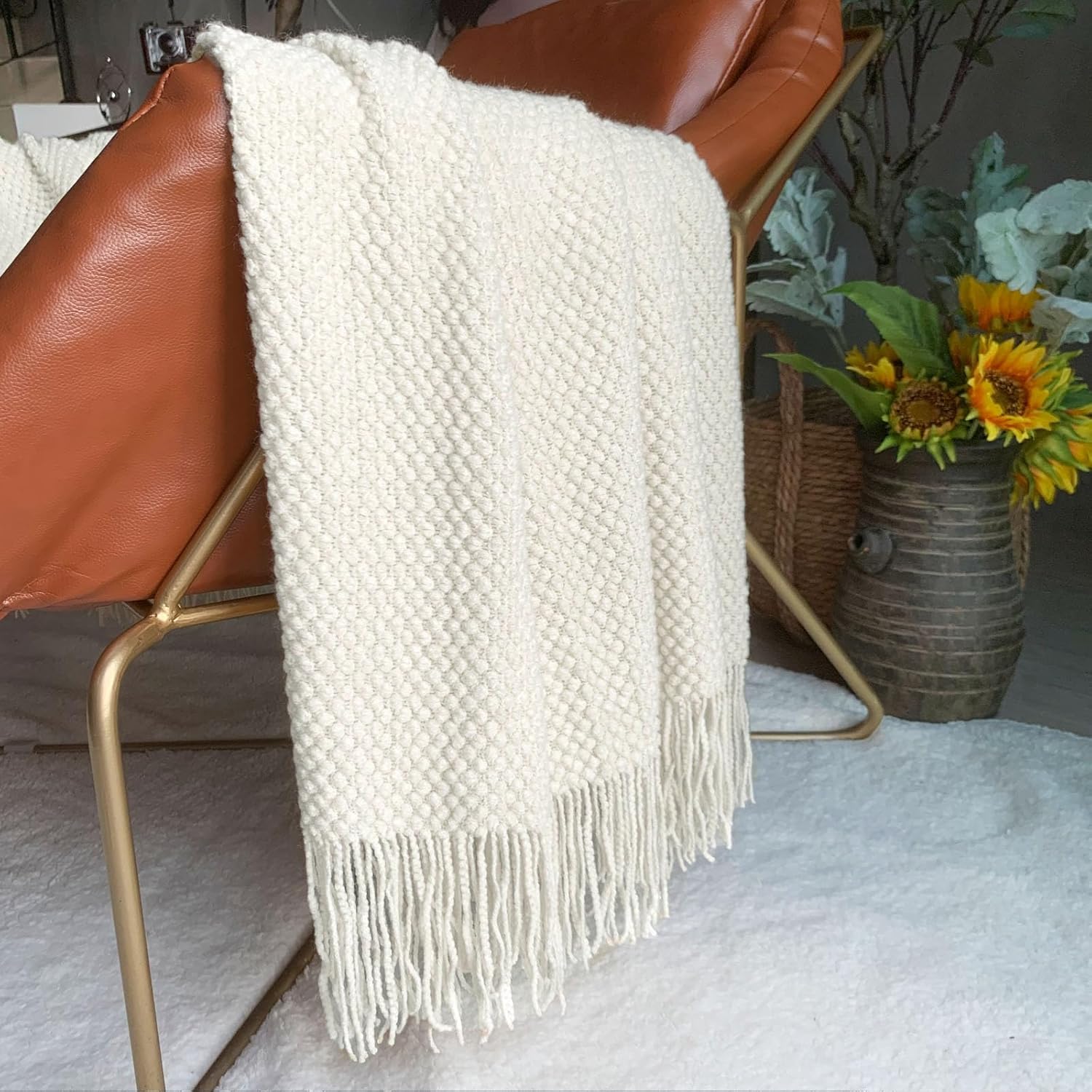 LOMAO Knitted Throw Blanket with Tassels Bubble Textured Lightweight Throws for Couch Cover Home Decor (Cream, 60x80)