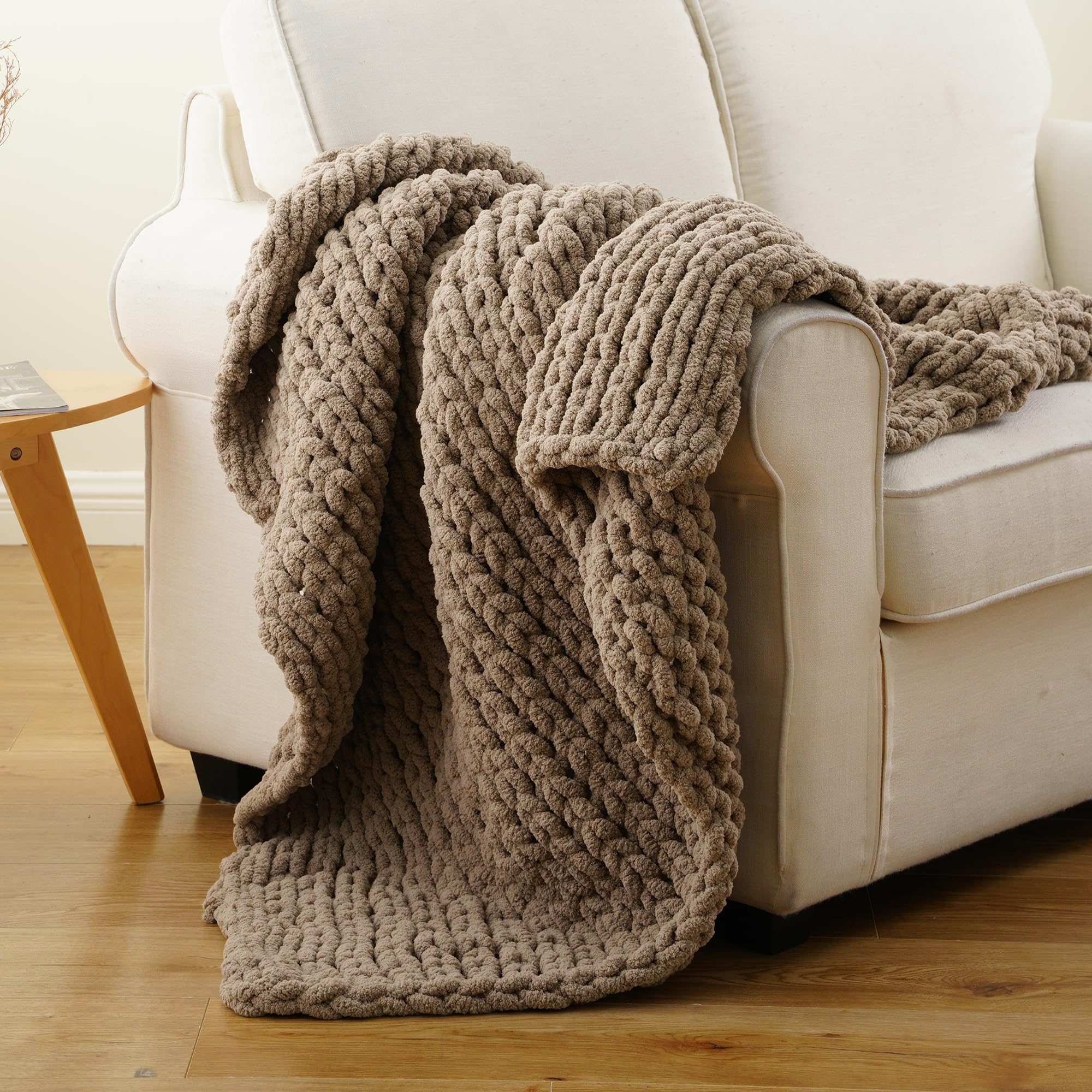Battilo Brown Chunky Knit Throw Blanket, Soft and Thick Chenille Throw Blanket, 50"x60" Handmade Cable Knit Crochet Blanket, Knot Throw Blankets for Couch Sofa Bed Home Decor (Brown, 50"x60")